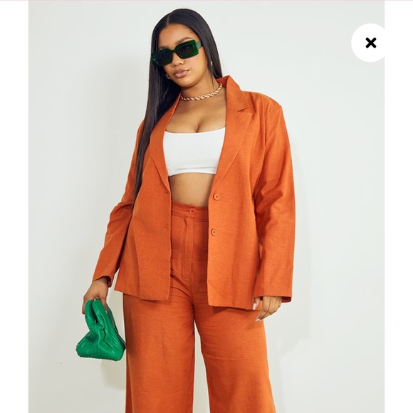 FREE w/ PURCHASE NWT PrettyLittleThing Plus Rust Linen Oversized Blazer - Picture 2 of 9